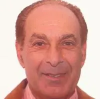 دکتر منوچهر کمیلی