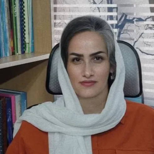 مژگان نظام آبادی