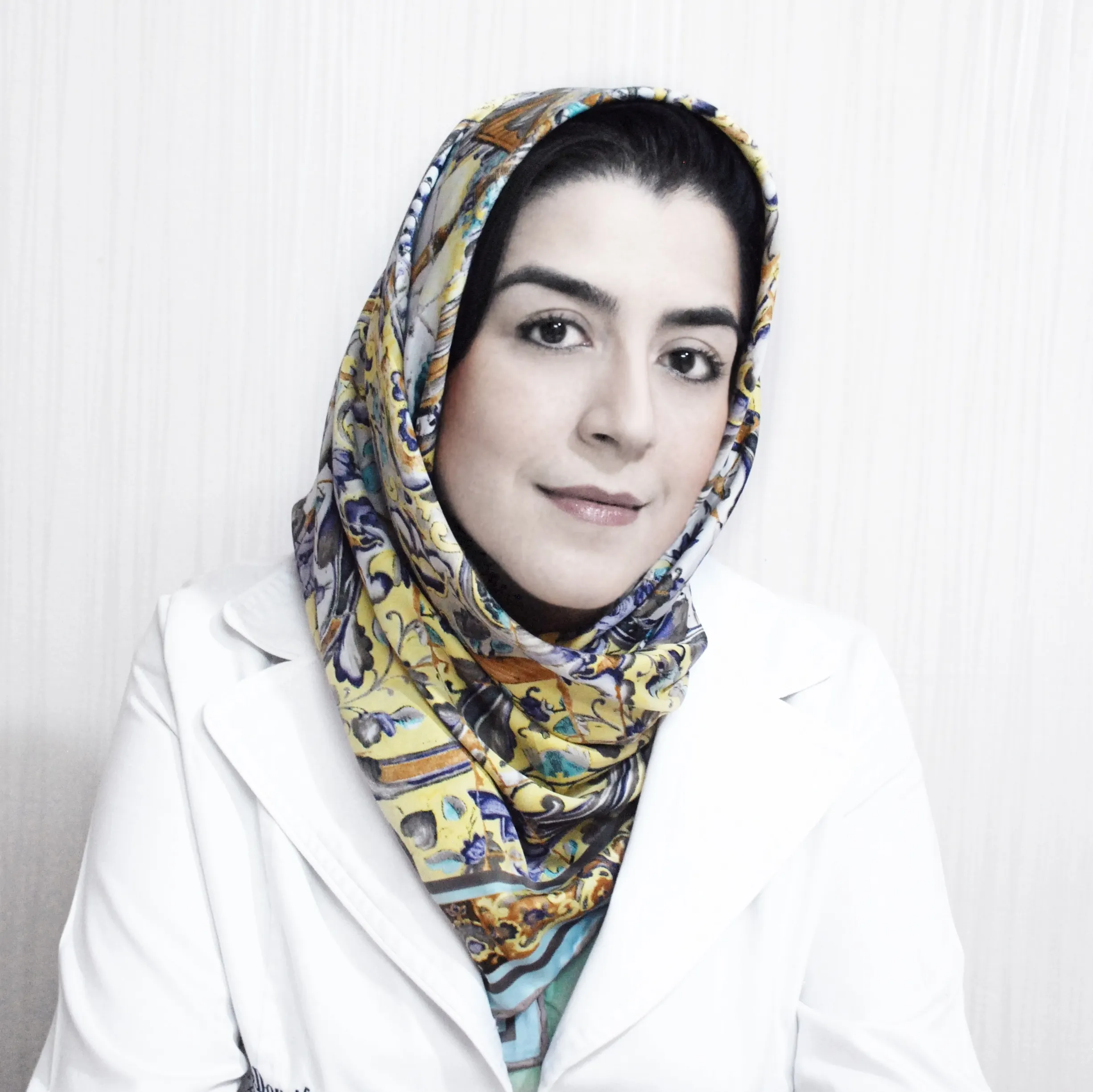 دکتر ساره دوست فاطمه