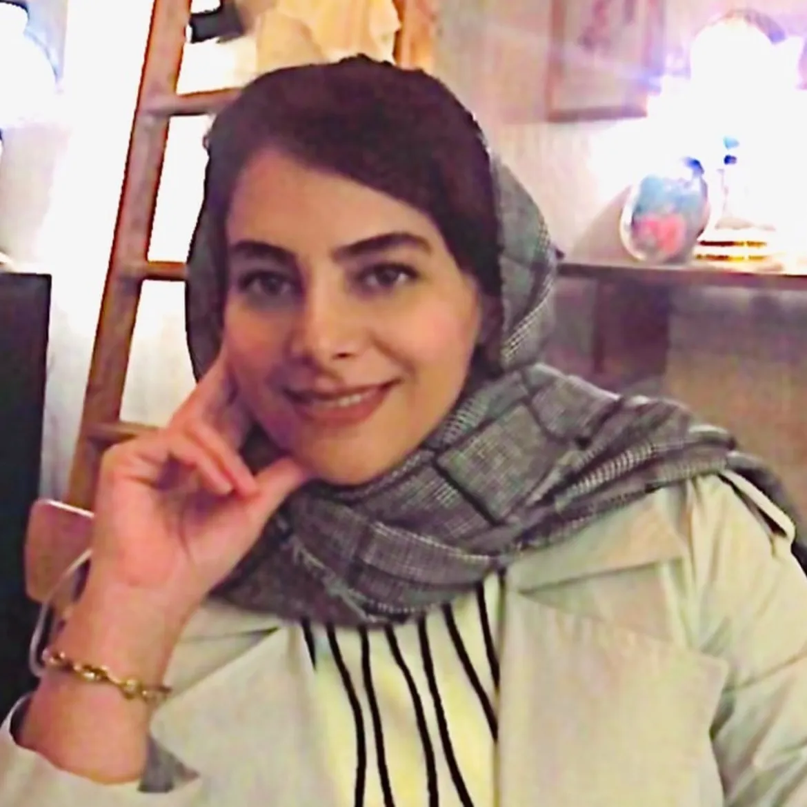 شبنم کاکاوند