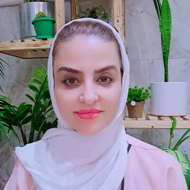 دکتر آمنه حاجی کرم