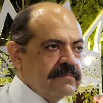 دکتر فرهاد افتخاری