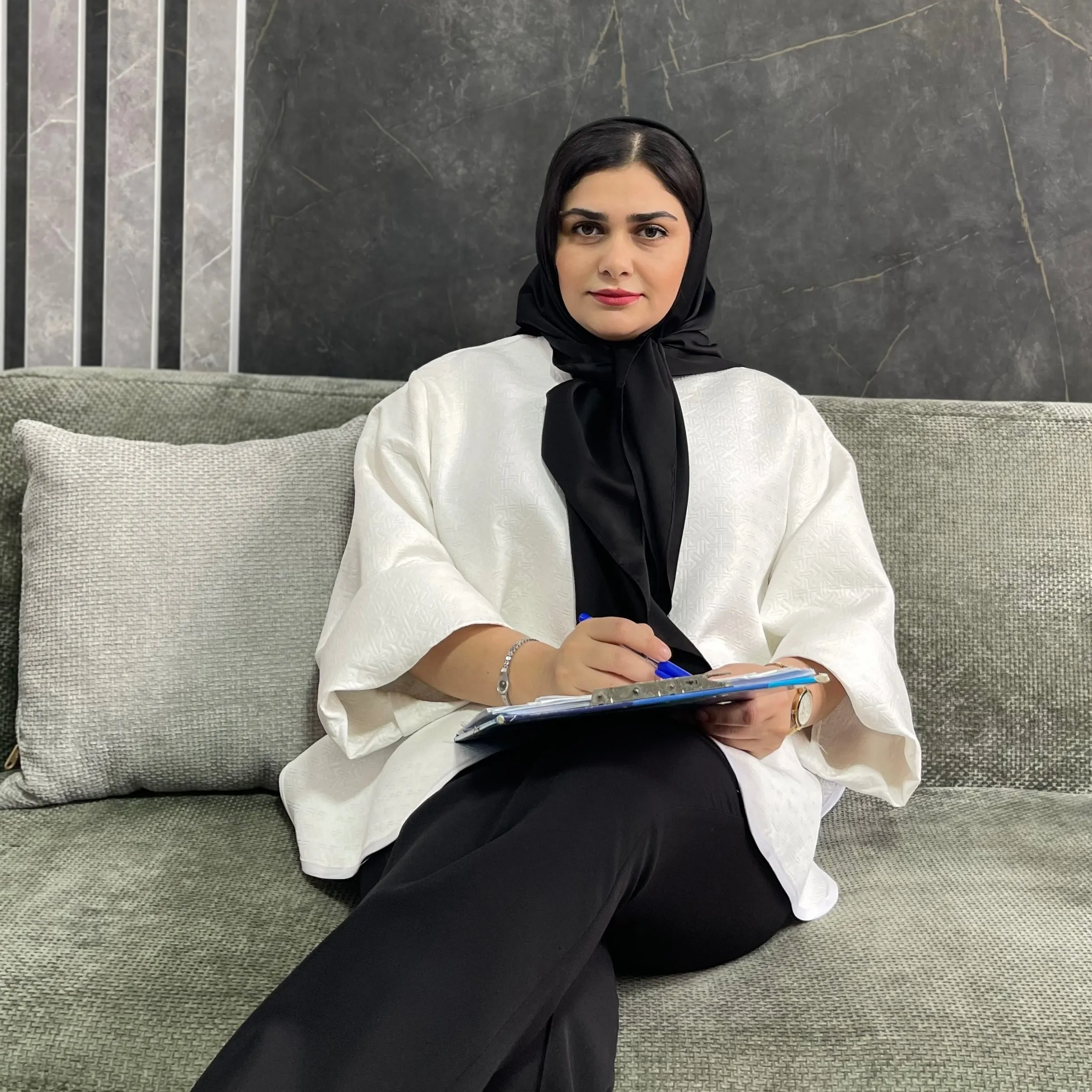 فروغ اسدی پائین لموکی