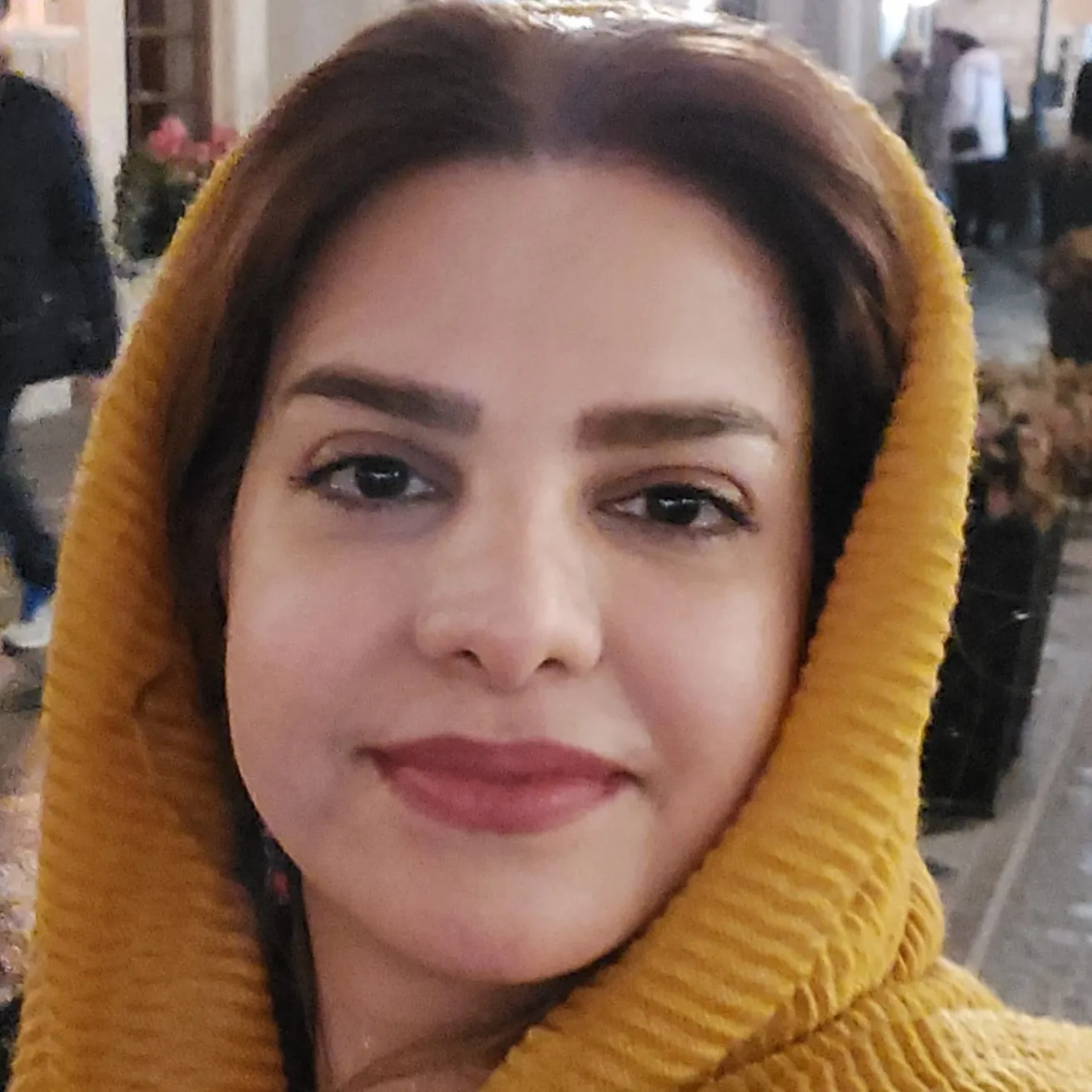 دکتر فرزانه ردائی