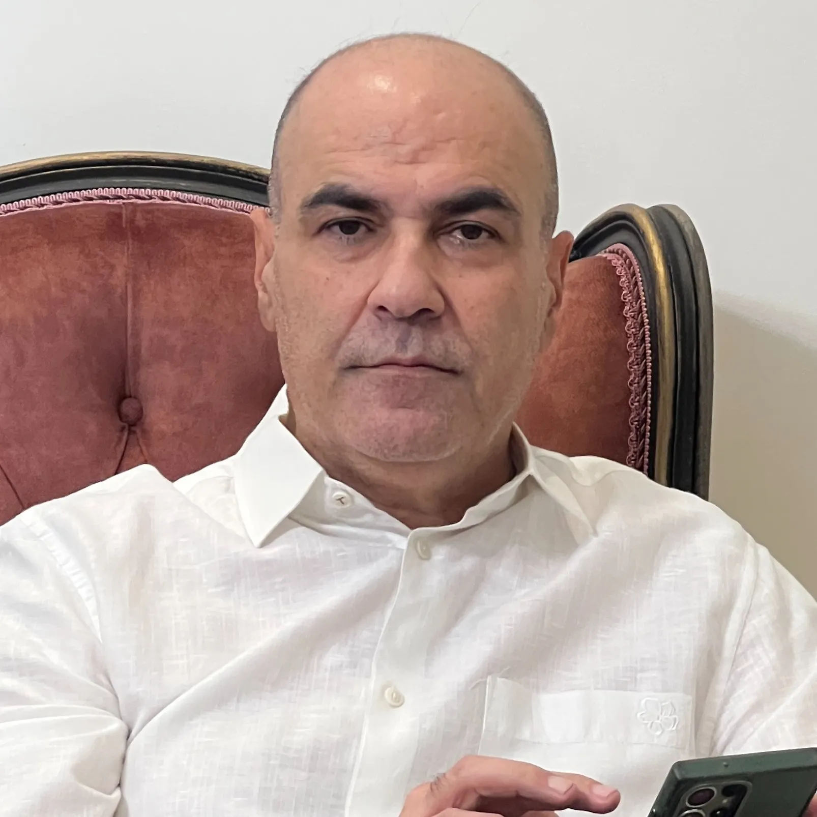 دکتر علیرضا ثابت پور