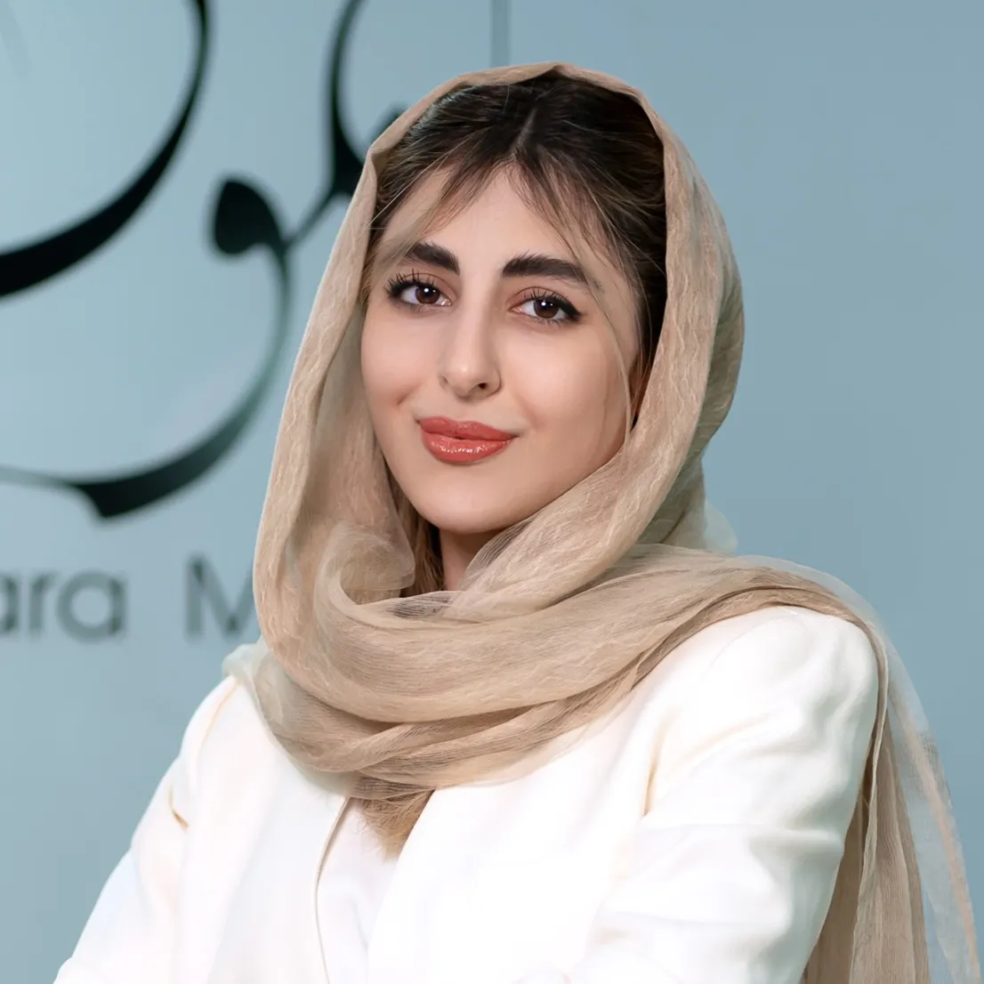 دکتر سارا منجزی