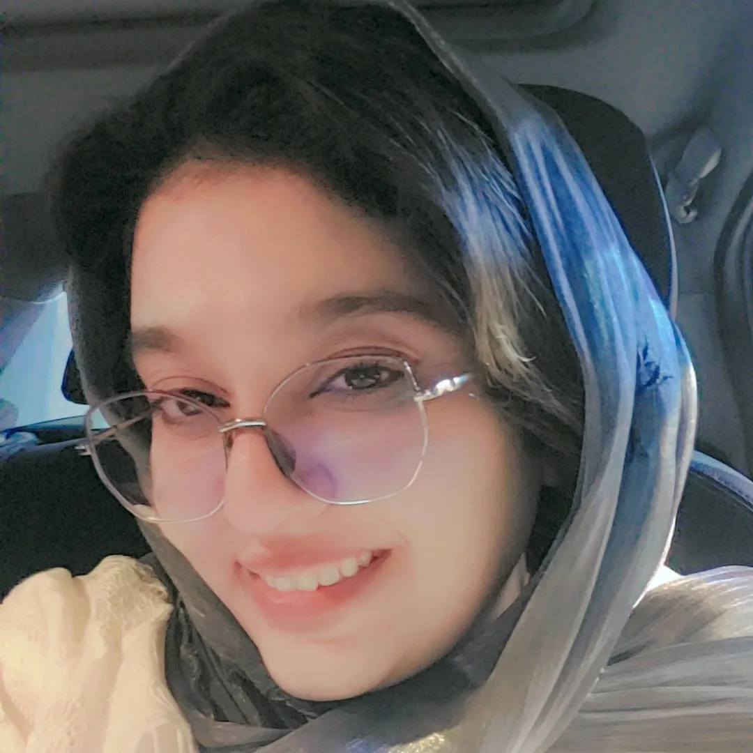 حنانه اسحق نیا