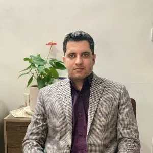وحید سخنور