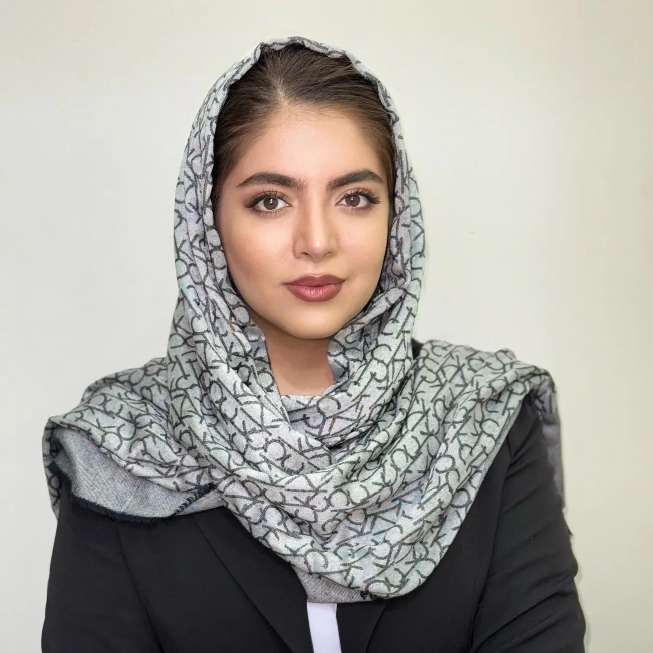 دکتر مبینا دالوندی