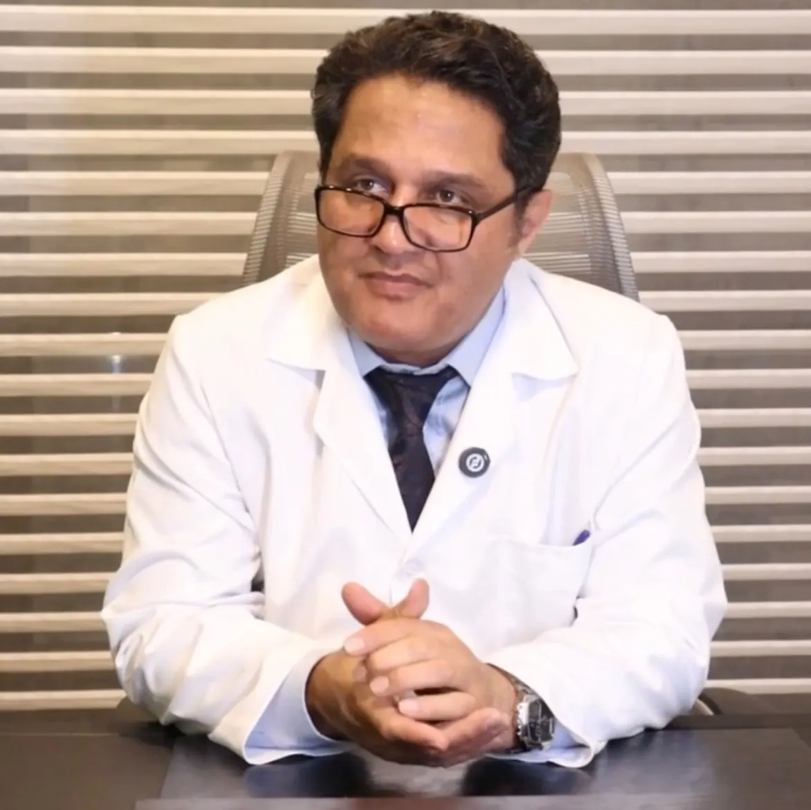 دکتر رضا صالحی