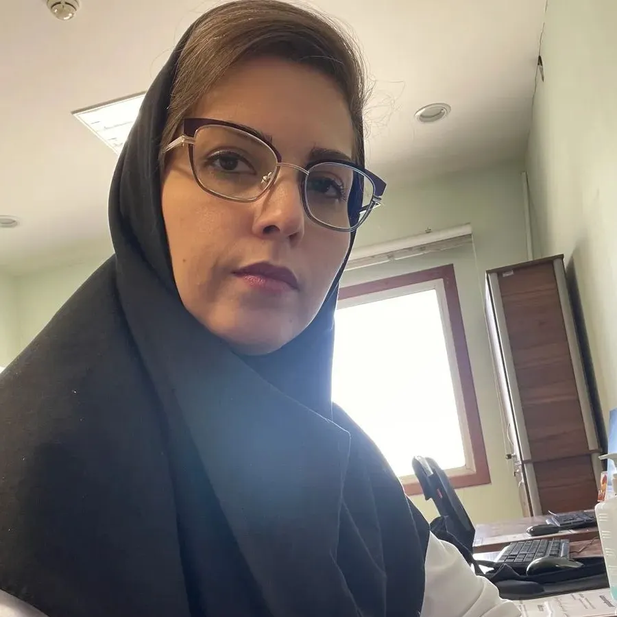 دکتر نگار خلیقی