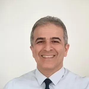 دکتر حمیدرضا بادلی