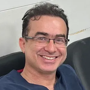 دکتر محمدرضا طوافی