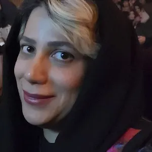 دکتر سارا صادقی