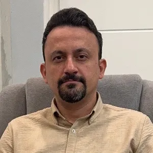 دکتر هادی کهرم