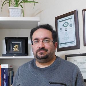 دکتر امیر اسلامیه