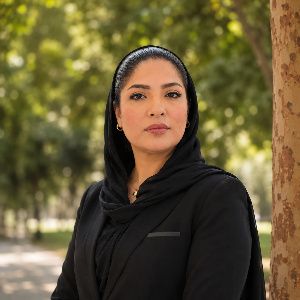 سارا کمال دار