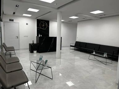 دکتر فرزاد نوری 2