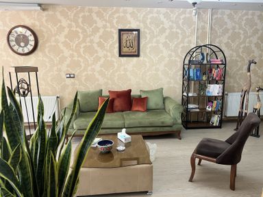 یونس ترقی طلب 1