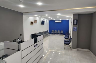 دکتر ندا حاجی قاضی طهرانی 4