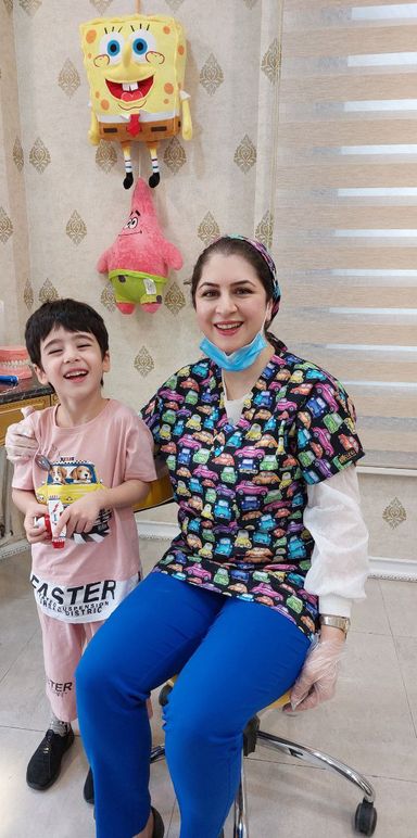 دکتر نیلوفر گودرزی 1