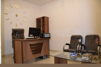 دکتر مهناز کبودی 4