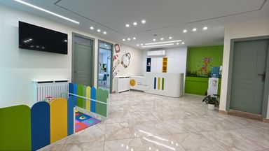 دکتر حنانه توصیفی 3