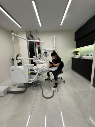 دکتر دینا دیوبند 1