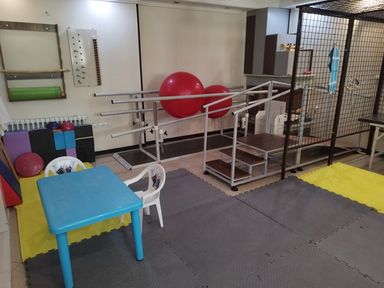 کلینیک تخصصی گفتاردرمانی طلوع شیراز 4