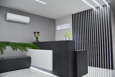 کلینیک پوست و کاشت مو یاسمین اصفهان 3