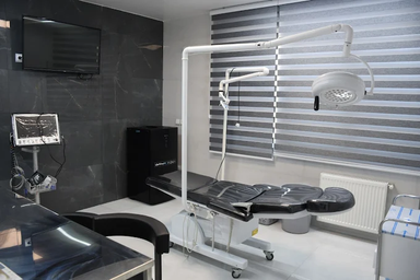 کلینیک پوست و کاشت مو یاسمین اصفهان 2