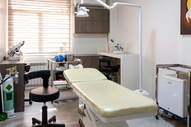 کلینیک تخصصی گلبرگ نارمک تهران 2