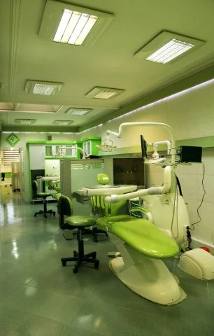 کلینیک فردوسی شاهین شهر 1