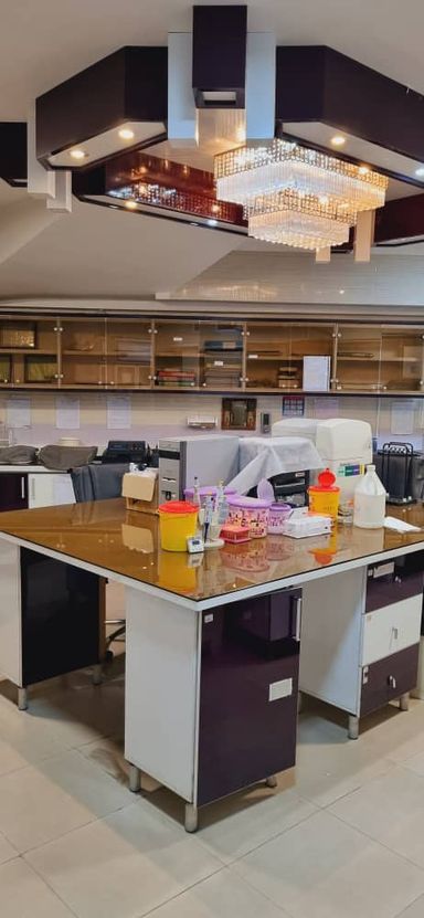 آزمایشگاه درمانگاه ابوریحان قم 7