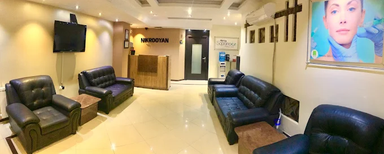 کلینیک پوست و لیزر نیک رویان کرج 2