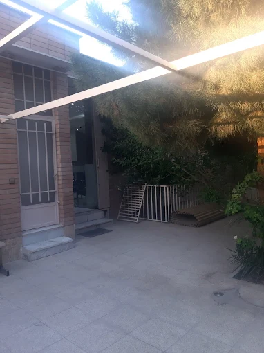 مرکز تصویربرداری ولیعصر دکتر ویدا نصری اصفهان 2