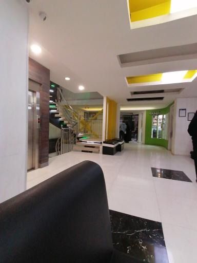 کلینیک کودکان توحید اصفهان 2