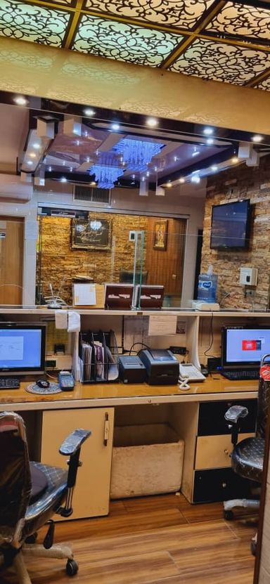 آزمایشگاه درمانگاه ابوریحان قم 13