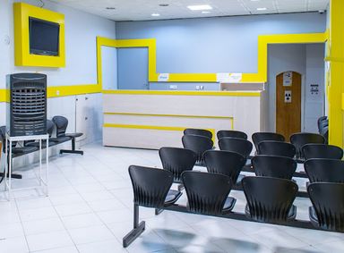 آزمایشگاه درمانگاه شبانه روزی طبرسی مشهد 2