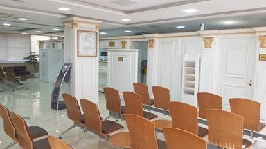 آزمایشگاه پاتوبیولوژی دانش خرم آباد 1