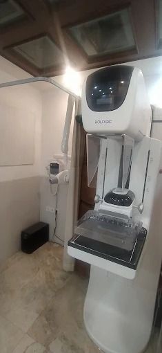 مرکز تصویربرداری دکتر رضا زاده اهواز 3