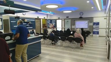 آزمایشگاه حکیم اصفهان 1