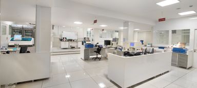آزمایشگاه مدیکا تبریز 2