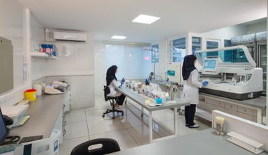 آزمایشگاه مدیکا تبریز 7