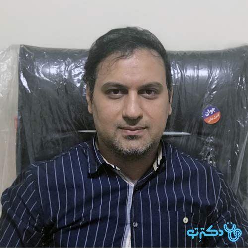 دکتر اسماعیل خانلری