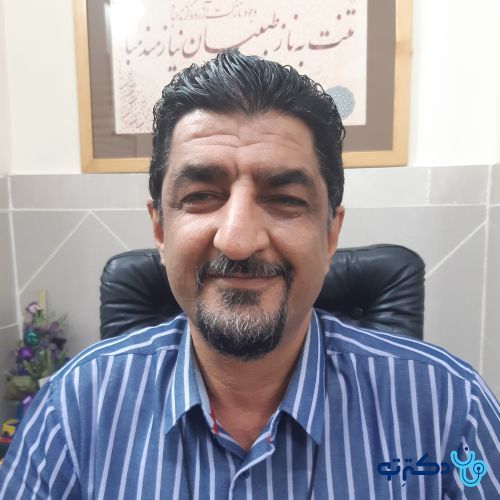 دکتر علیرضا حقیقی