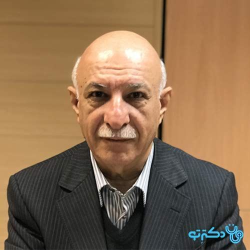 دکتر محمود حقیقت