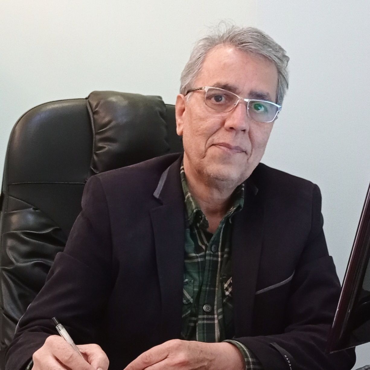 دکتر قاسم حسینی اخوان