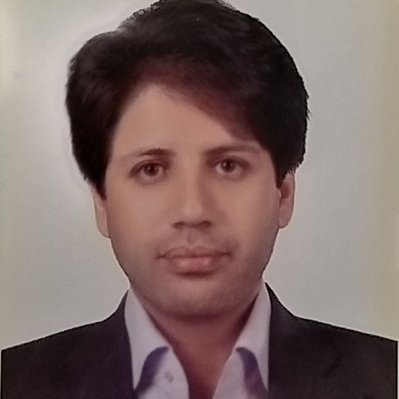 دکتر سروش حیاتی