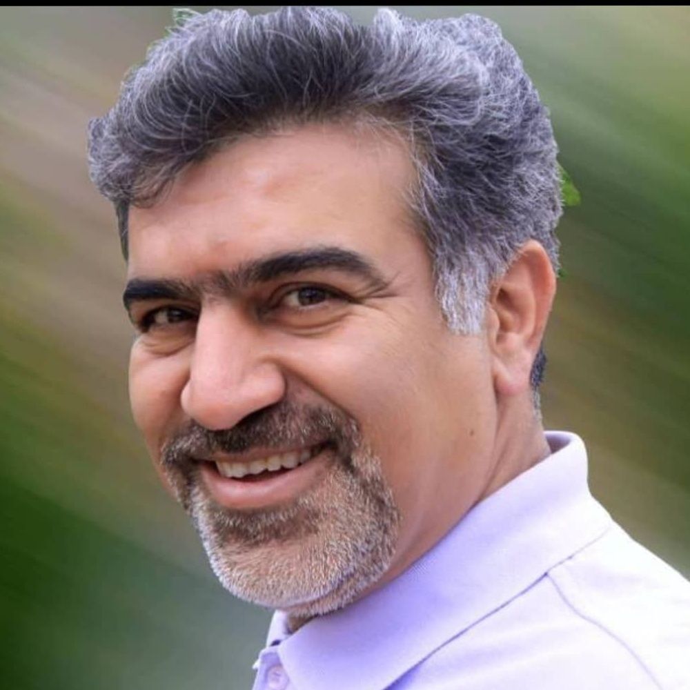 دکتر منصور حقیقت لاری